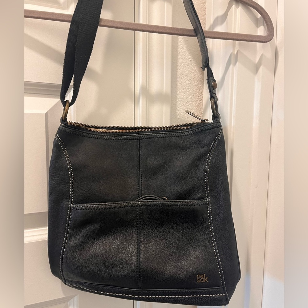 The Sak Black Leather Shoulder Bag